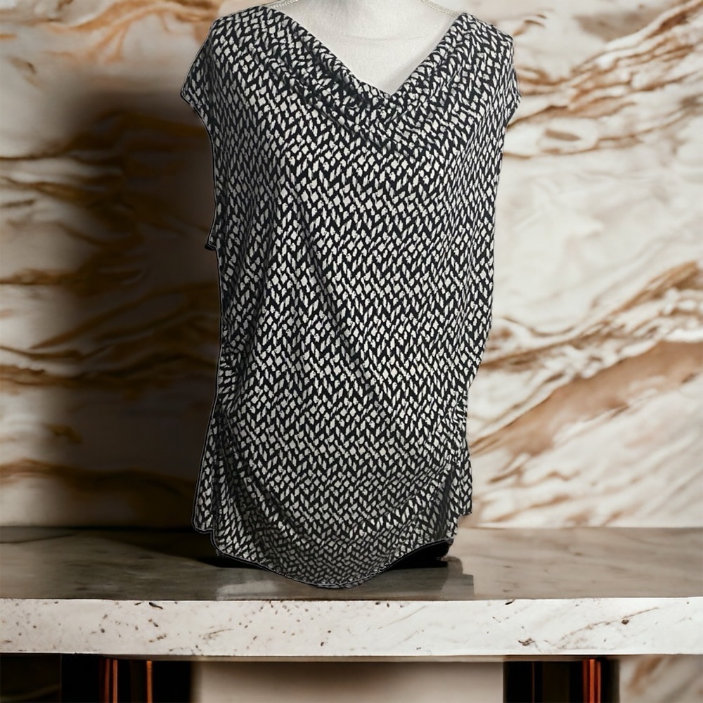Chaus Cream & Black Print Short Sleeve Rouched Seam Career Top